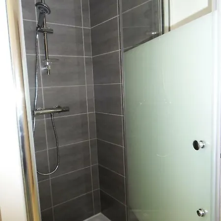 : Maison Confort, 4 Adultes Et 1 Bebe * Desvres