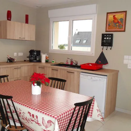 : Maison Confort, 4 Adultes Et 1 Bebe Holiday home *